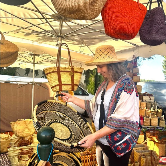 Meet your Posher, Alice - Picture 2 of 5